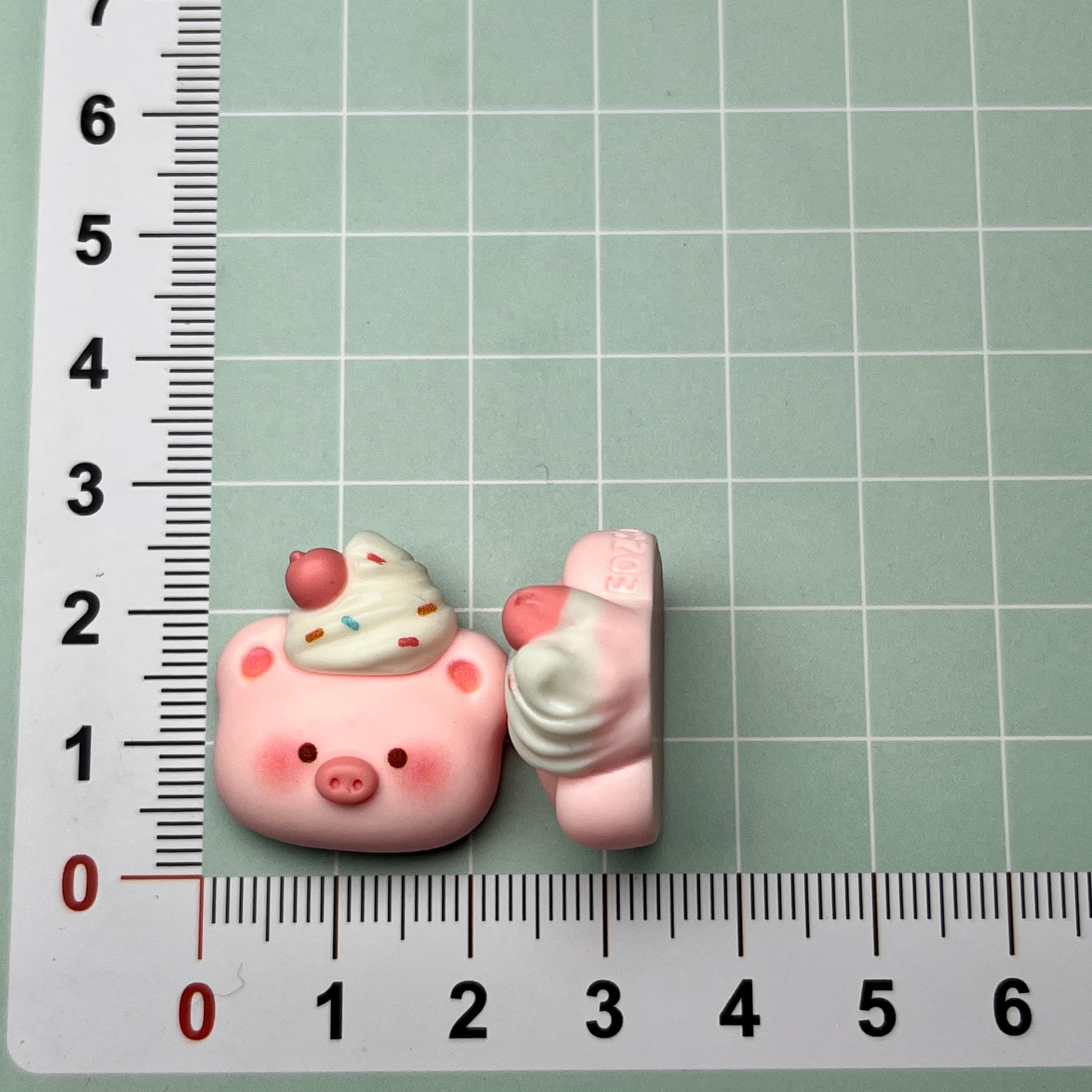 Creamy Piggy - WOWO STUDIO