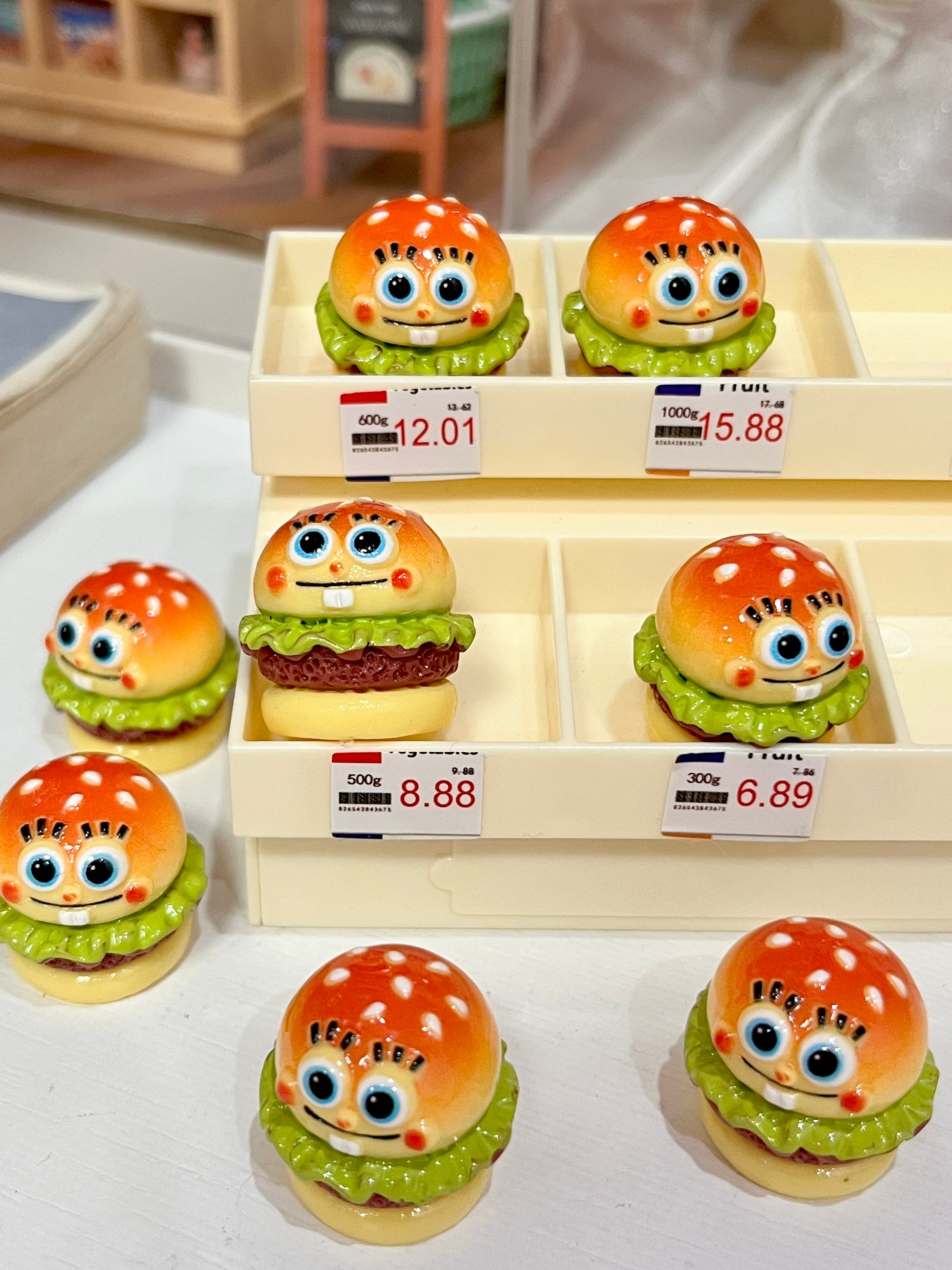 SpongeBob-Themed Food Charms - WOWO STUDIO